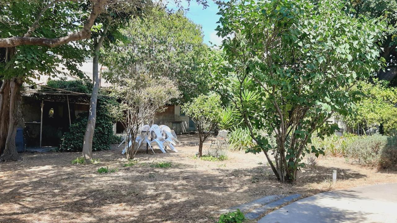 Maison Lumineuse Et Spacieuse Avec Jardin Arbore La Valette-du-Var Exterior foto